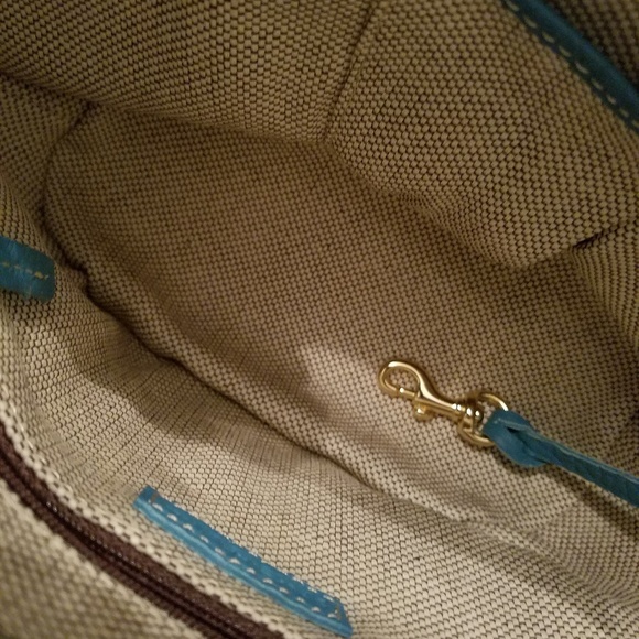 Set Borsa E Portafoglio Dooney & Bourke In Pelle Martellata Con Logo - Tracolla E Portacarte Abbinati